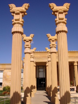 雕刻装饰柱图片